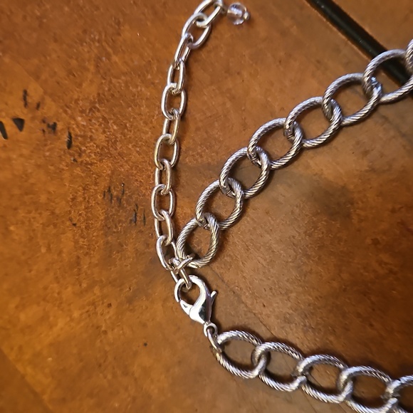 NAPIER | NECKLACE - Picture 4 of 5